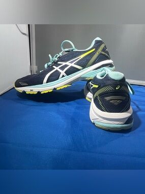 ASICS GT 1000 5 women’s running shoes